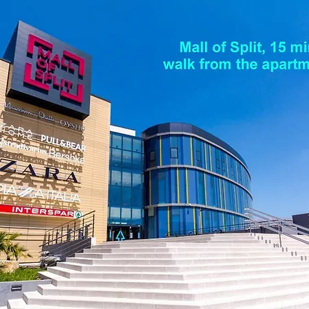 Spacious W Three Balconies And Parking * Σπλιτ