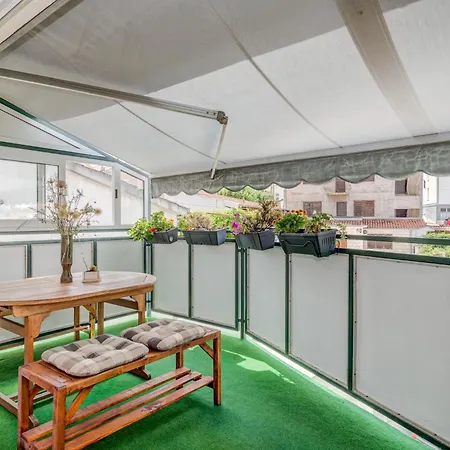 Spacious W Three Balconies And Parking Spalato
