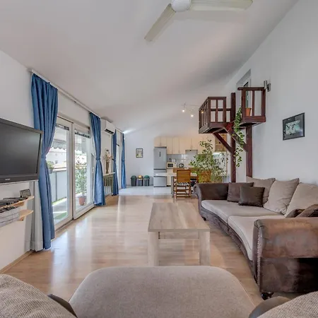 Spacious W Three Balconies And Parking Appartamento *